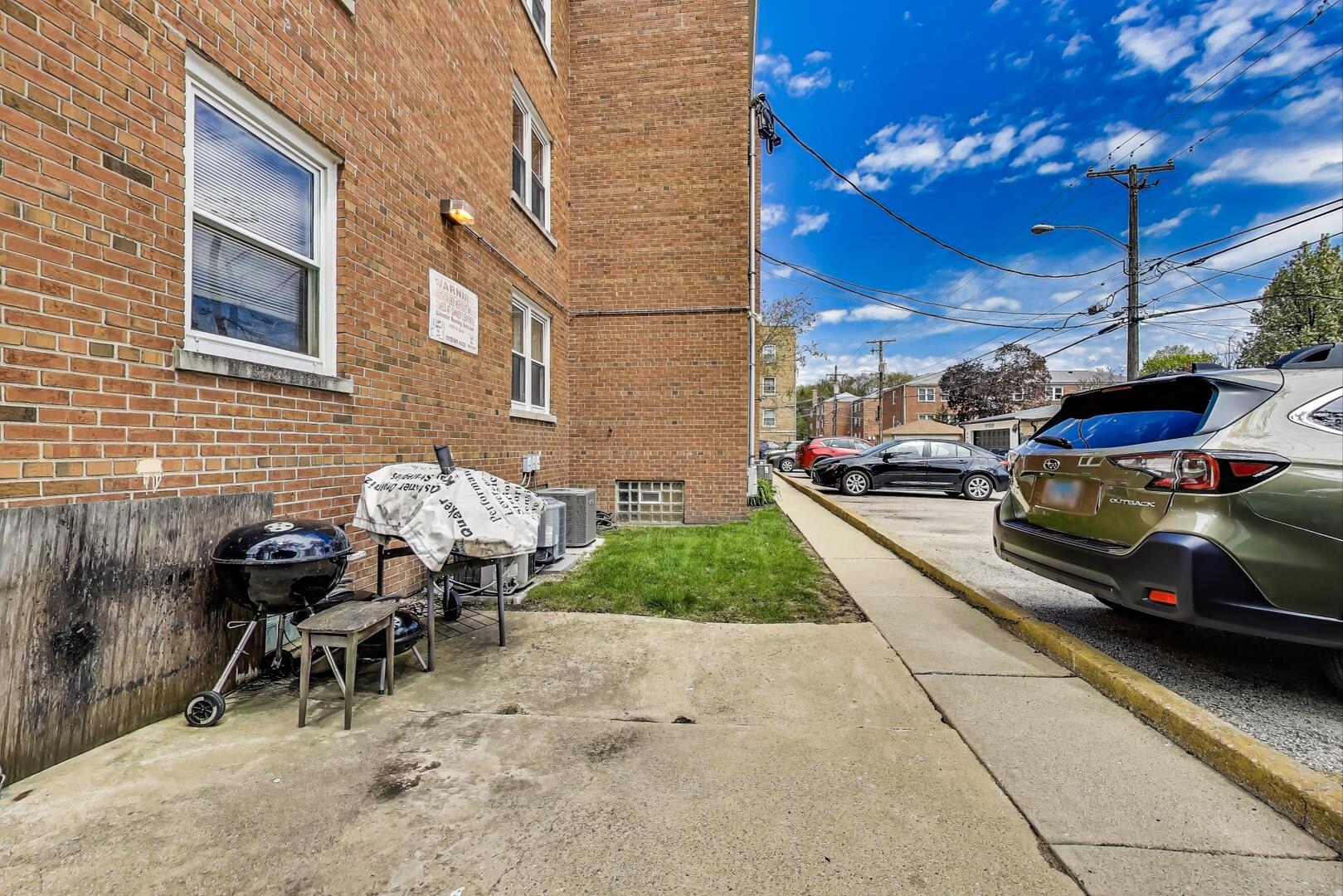 417 Custer Avenue, Unit 3W Evanston, IL 60202 - Photo 26 of 30