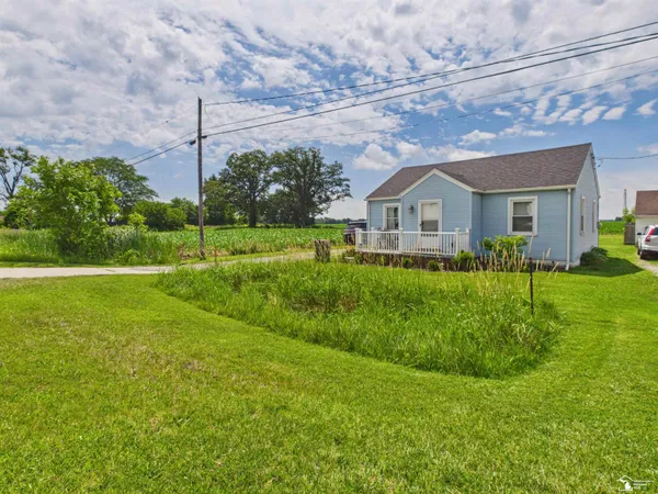 $179,900 | 6519 Highway 223, Ottawa Lake, MI 49267