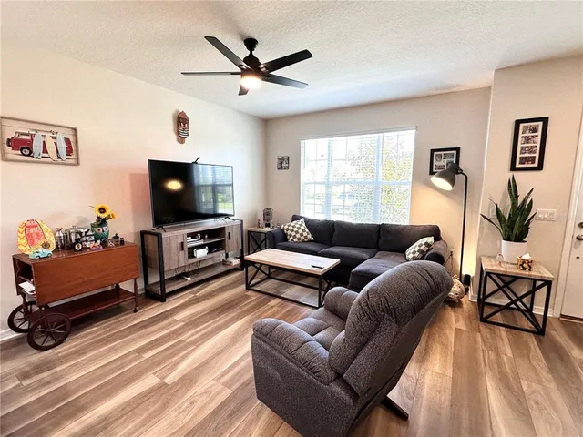 $358,900 | 2152 Valencia Blossom Street, Clermont, FL 34711