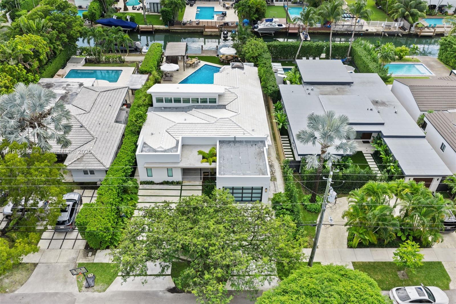 1792 Cleveland Road Miami Beach, FL 33141 - Photo 2 of 39 an aerial view of a house with outdoor space pool seating area and yard