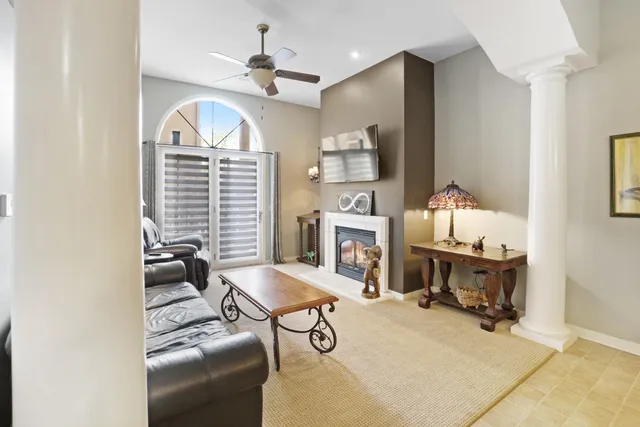 $361,900 | N51W34861 East Wisconsin Avenue, Unit 1120, Oconomowoc, WI 53069