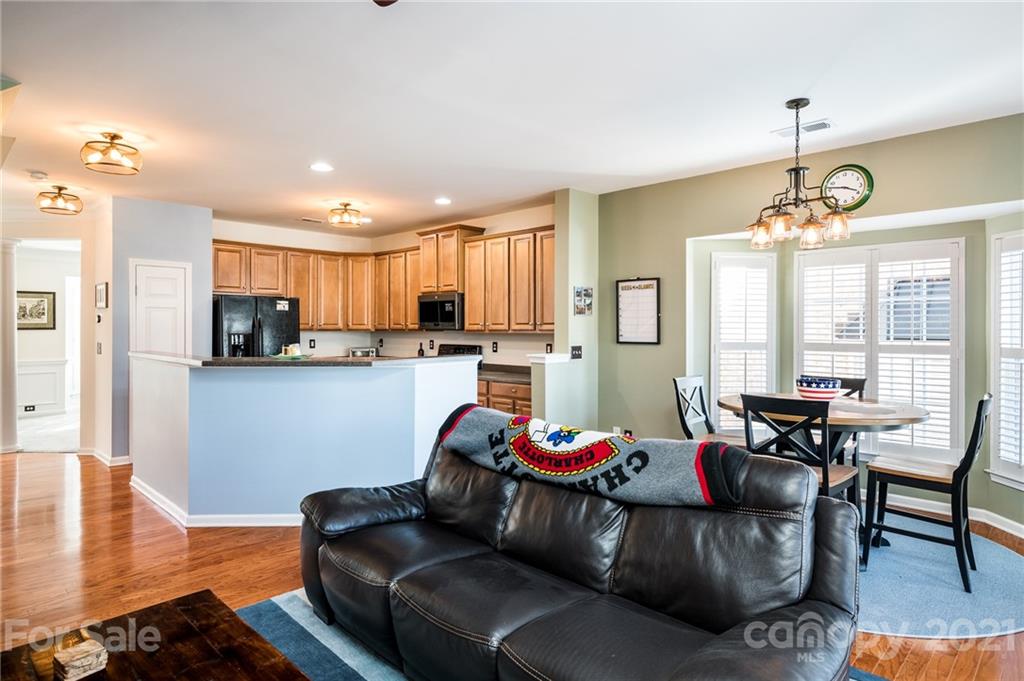 429 Magnolia Street Davidson, NC 28036 - Photo 14 of 39