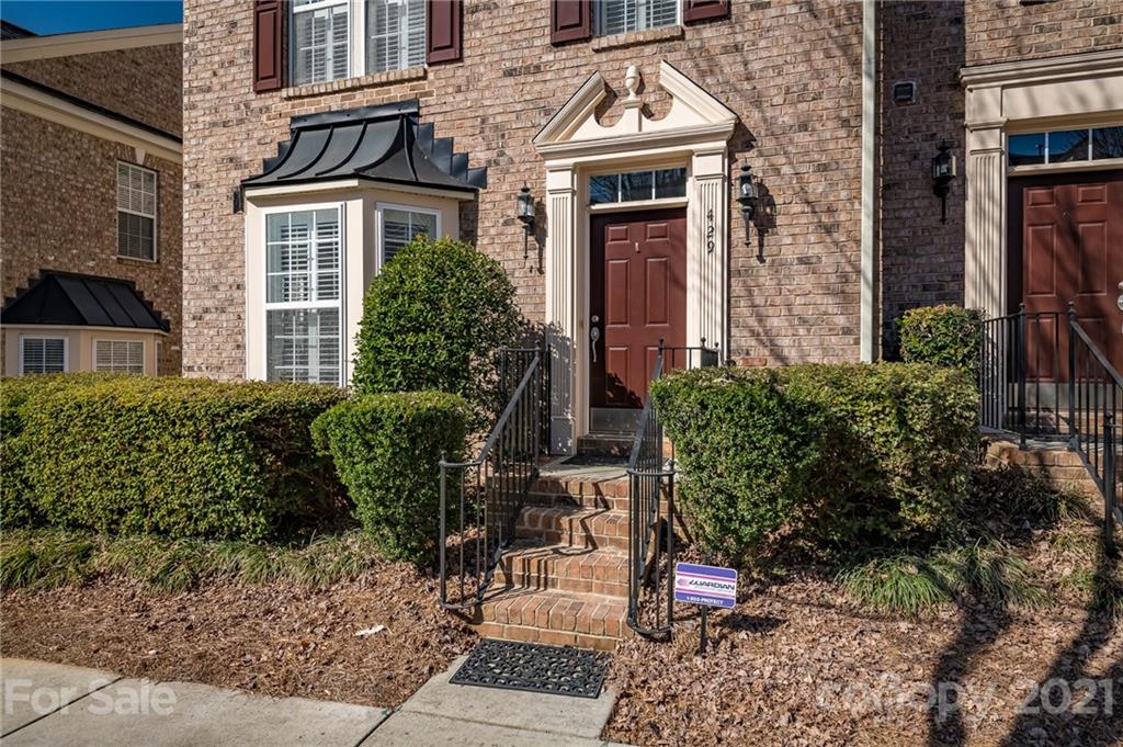 429 Magnolia Street Davidson, NC 28036 - Photo 4 of 39