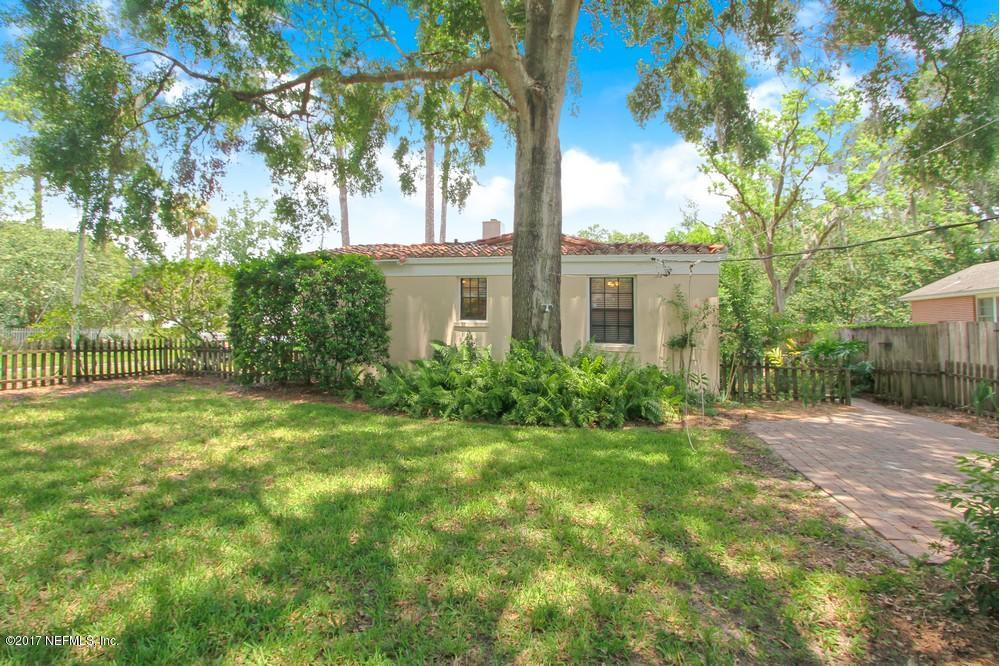 1705 Berwick Road Jacksonville, FL 32207 - Photo 31 of 35 room to roam