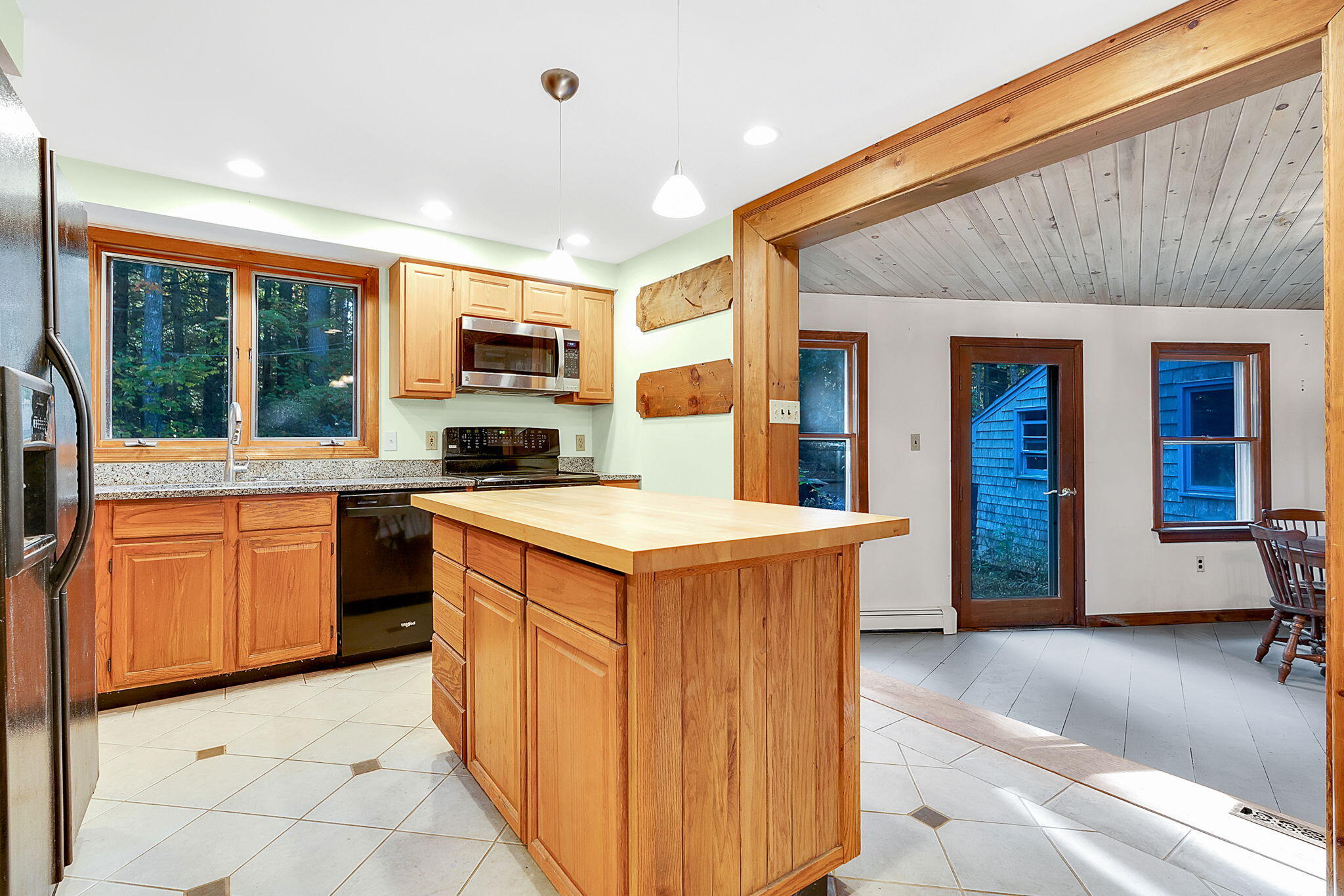 48 Main Road Westport Island, ME 04578 - Photo 6 of 31 48Main-5