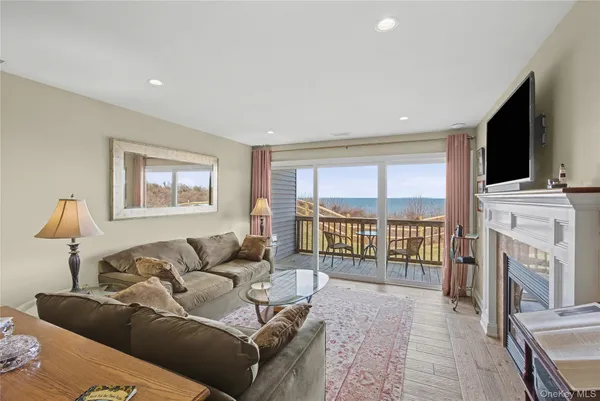 $685,000 | 805 Bluffs Drive North, Baiting Hollow, NY 11933
