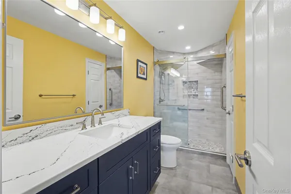 $685,000 | 805 Bluffs Drive North, Baiting Hollow, NY 11933