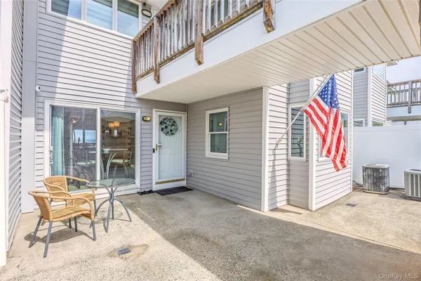 $685,000 | 805 Bluffs Drive North, Baiting Hollow, NY 11933