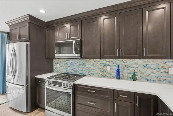 $685,000 | 805 Bluffs Drive North, Baiting Hollow, NY 11933