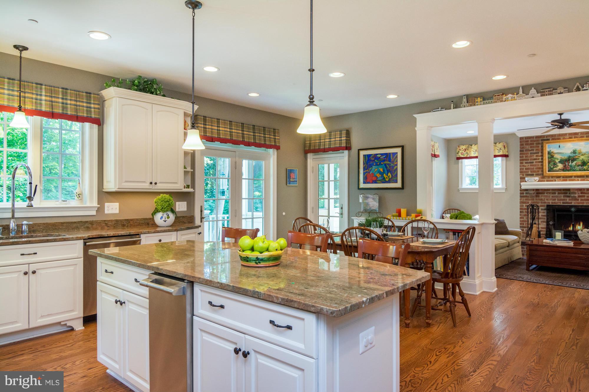 4 Ridge Road Annapolis, MD 21401 - Photo 13 of 93 Island in bright, open kitchen