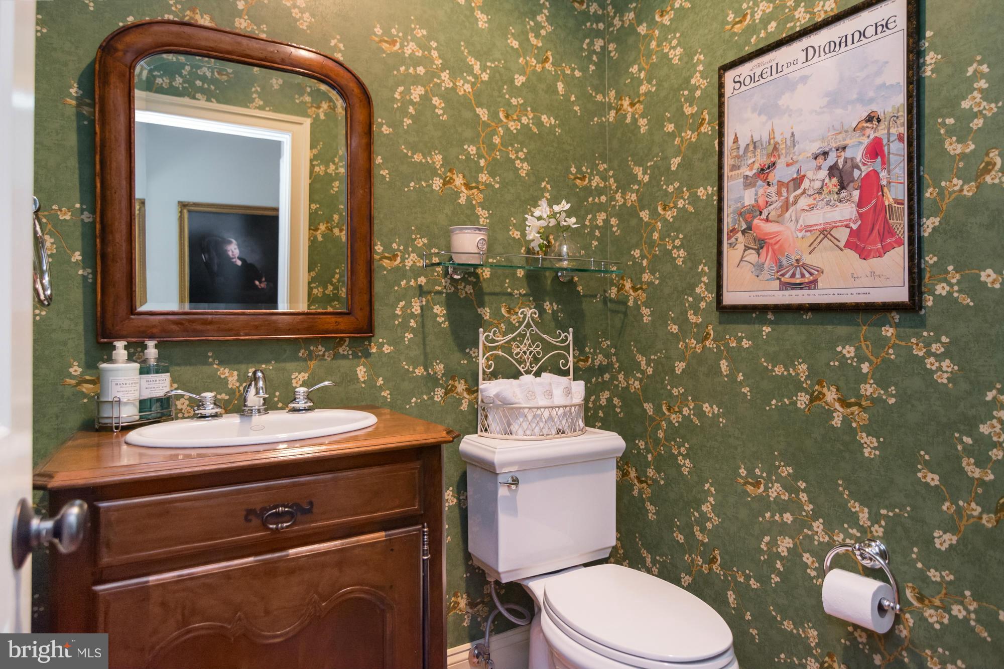 4 Ridge Road Annapolis, MD 21401 - Photo 18 of 93 Powder Room