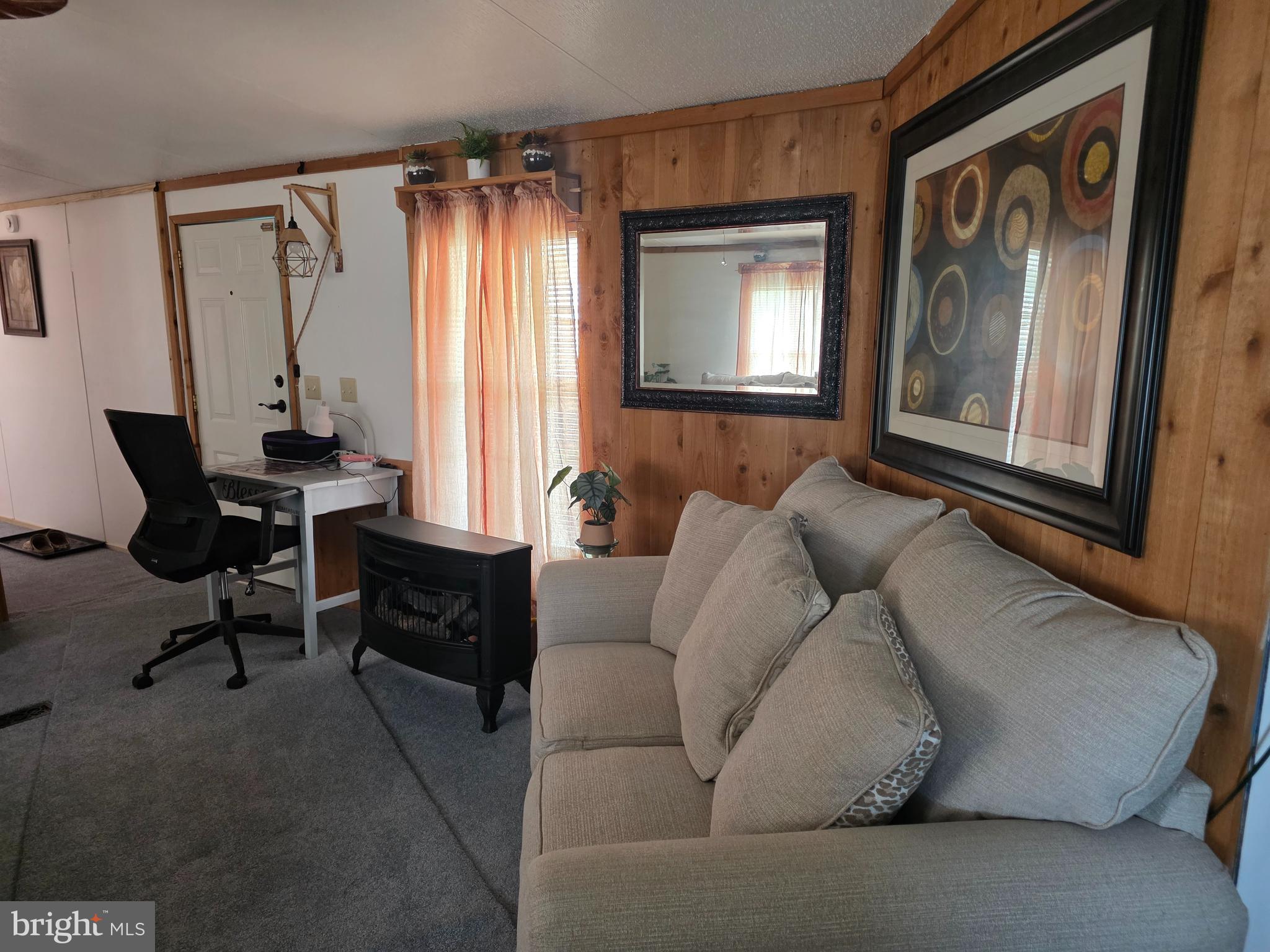 4 Pine Street Fredericksburg, PA 17026 - Photo 6 of 19