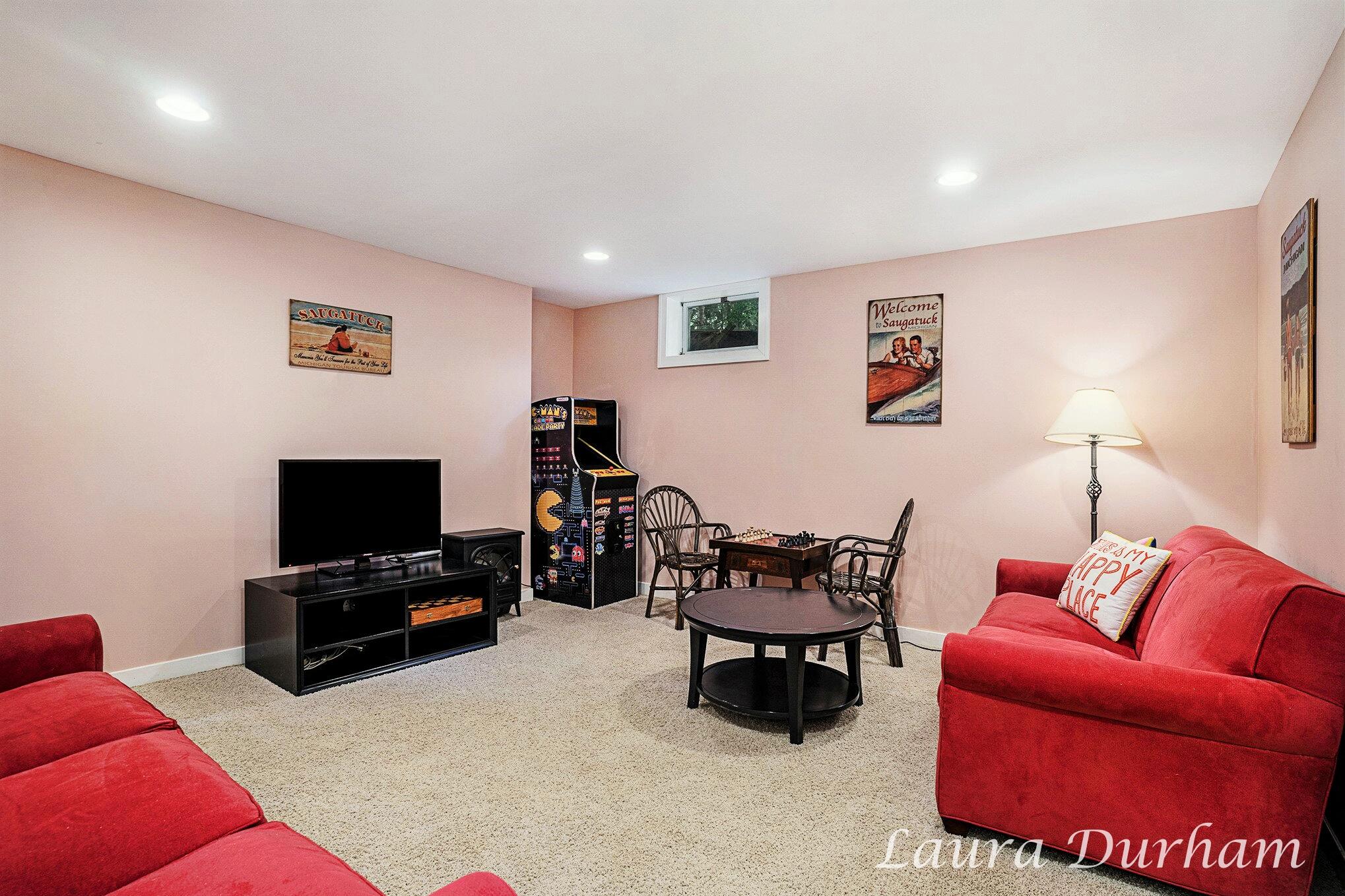 6925 2nd Street Douglas, MI 49406 - Photo 14 of 40 LJD051_dsc00099