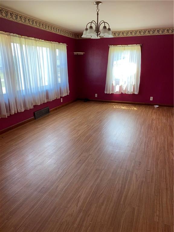 427 Chicora Road Butler, PA 16001 - Photo 14 of 15 Big living room