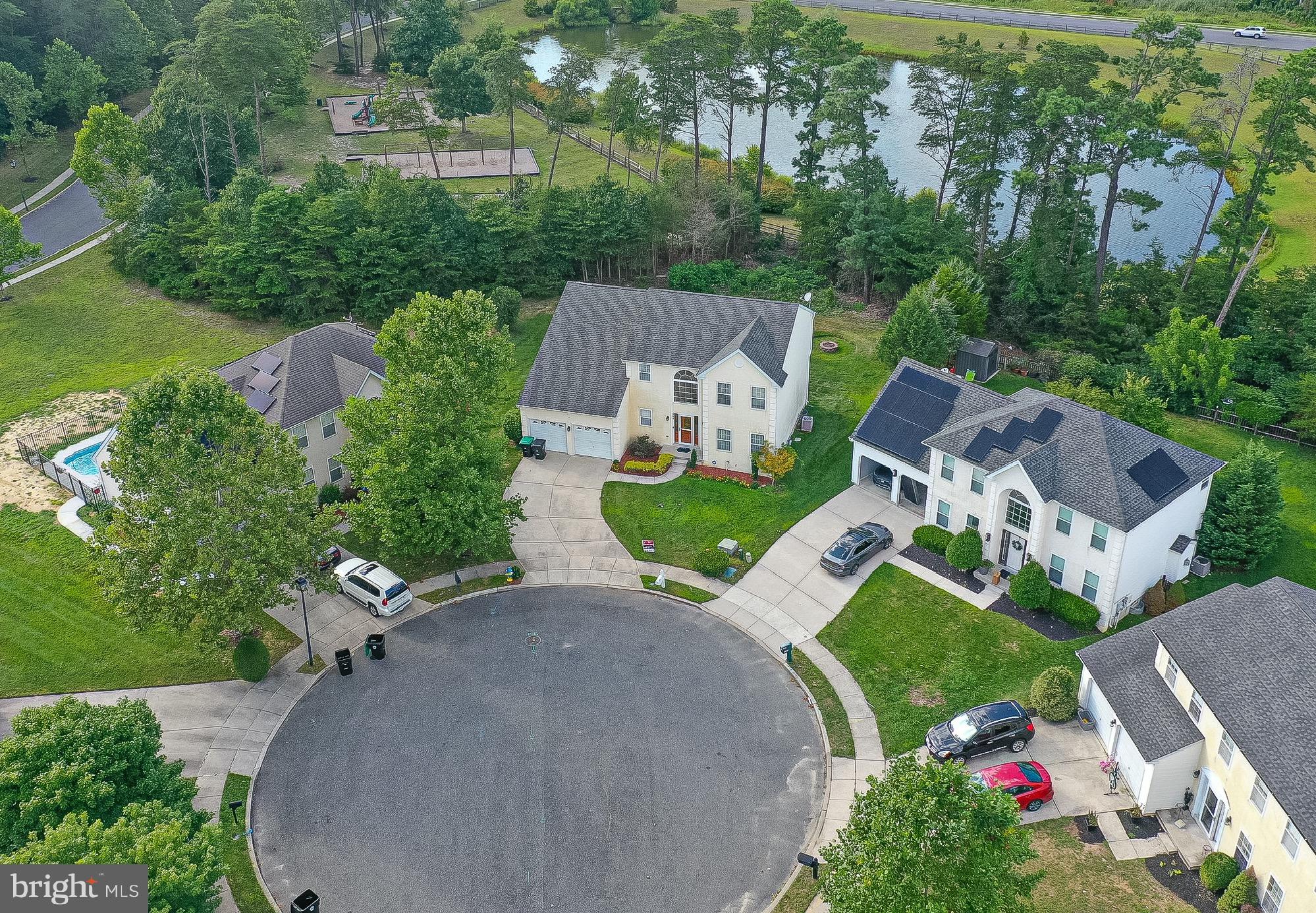 102 Harmony Cir Road Sicklerville, NJ 08081 - Photo 1 of 39