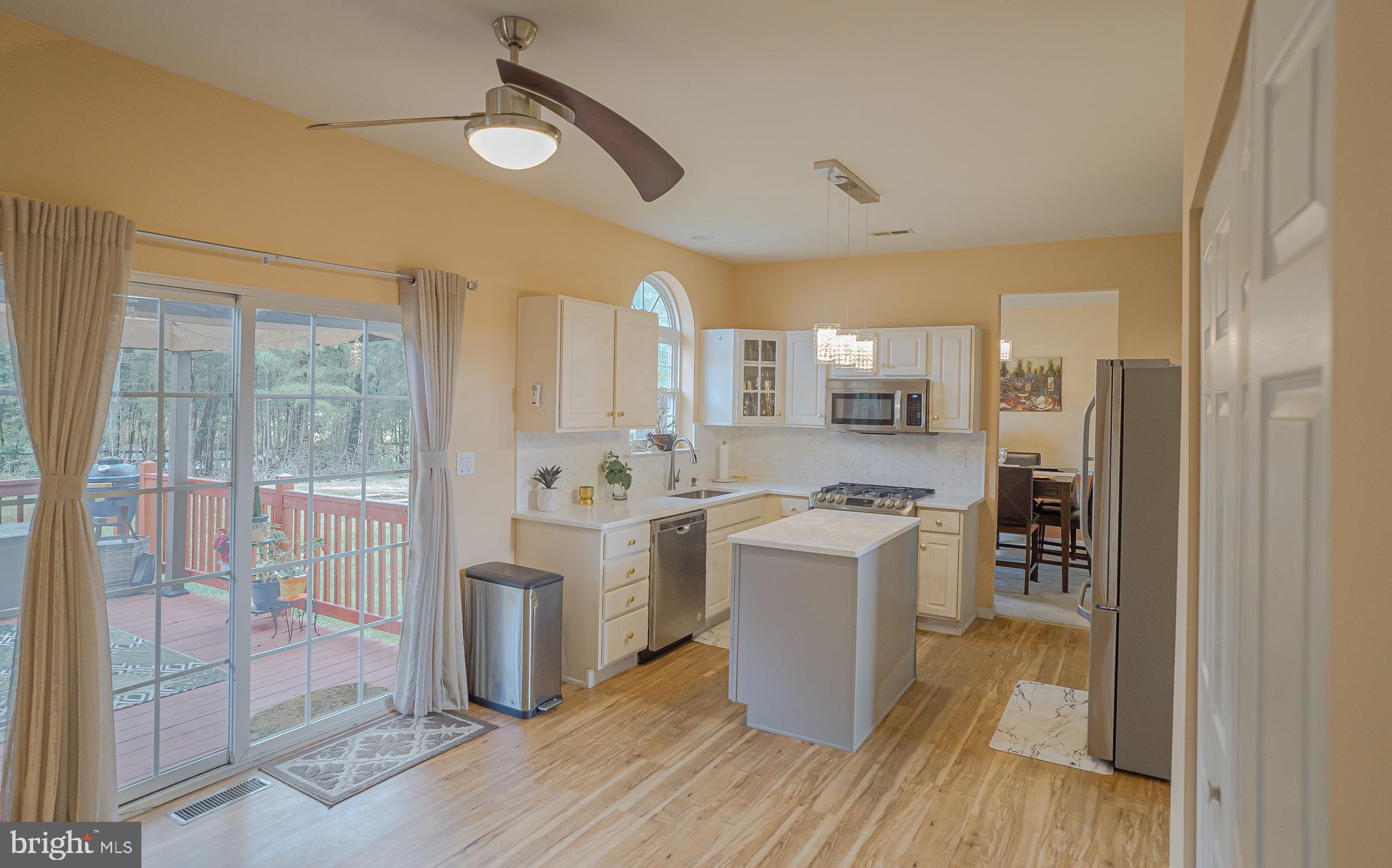102 Harmony Cir Road Sicklerville, NJ 08081 - Photo 15 of 39