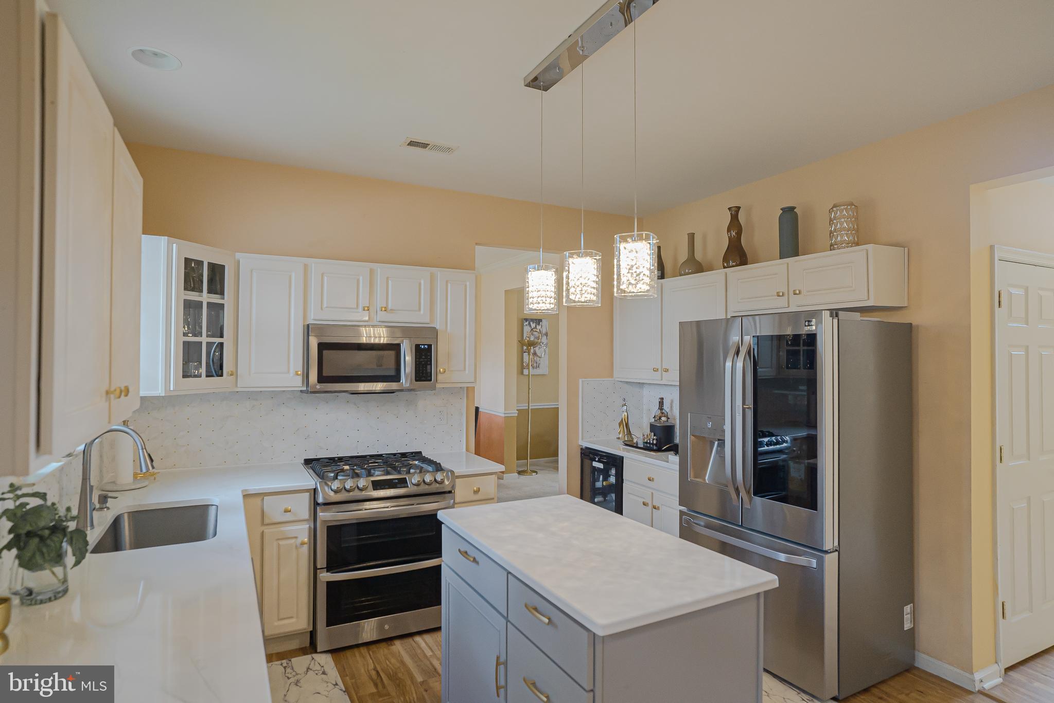 102 Harmony Cir Road Sicklerville, NJ 08081 - Photo 16 of 39