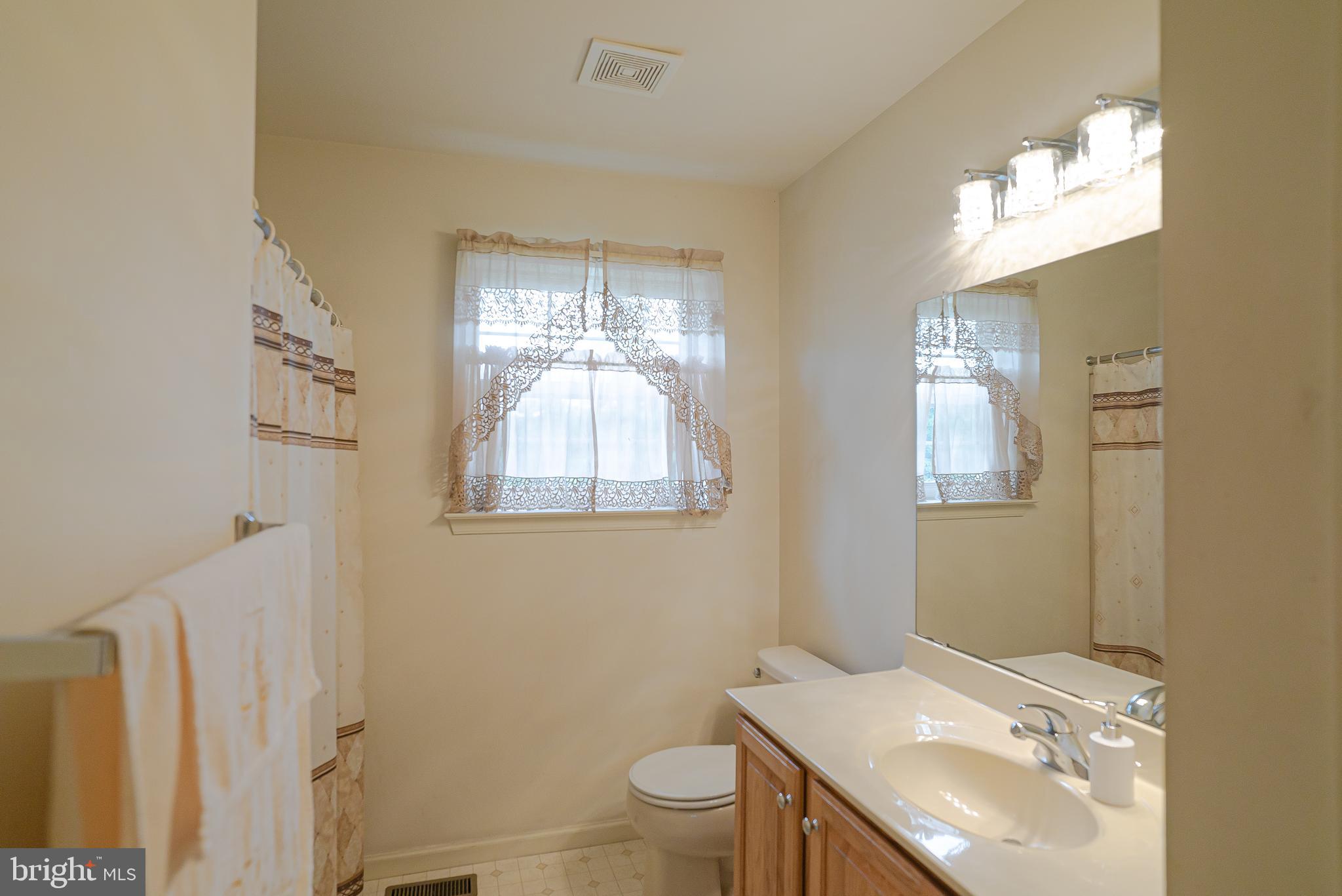 102 Harmony Cir Road Sicklerville, NJ 08081 - Photo 32 of 39