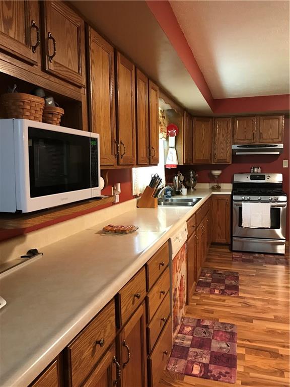6915 Hickory Road Indianapolis, IN 46259 - Photo 9 of 18 Gallery Image 9