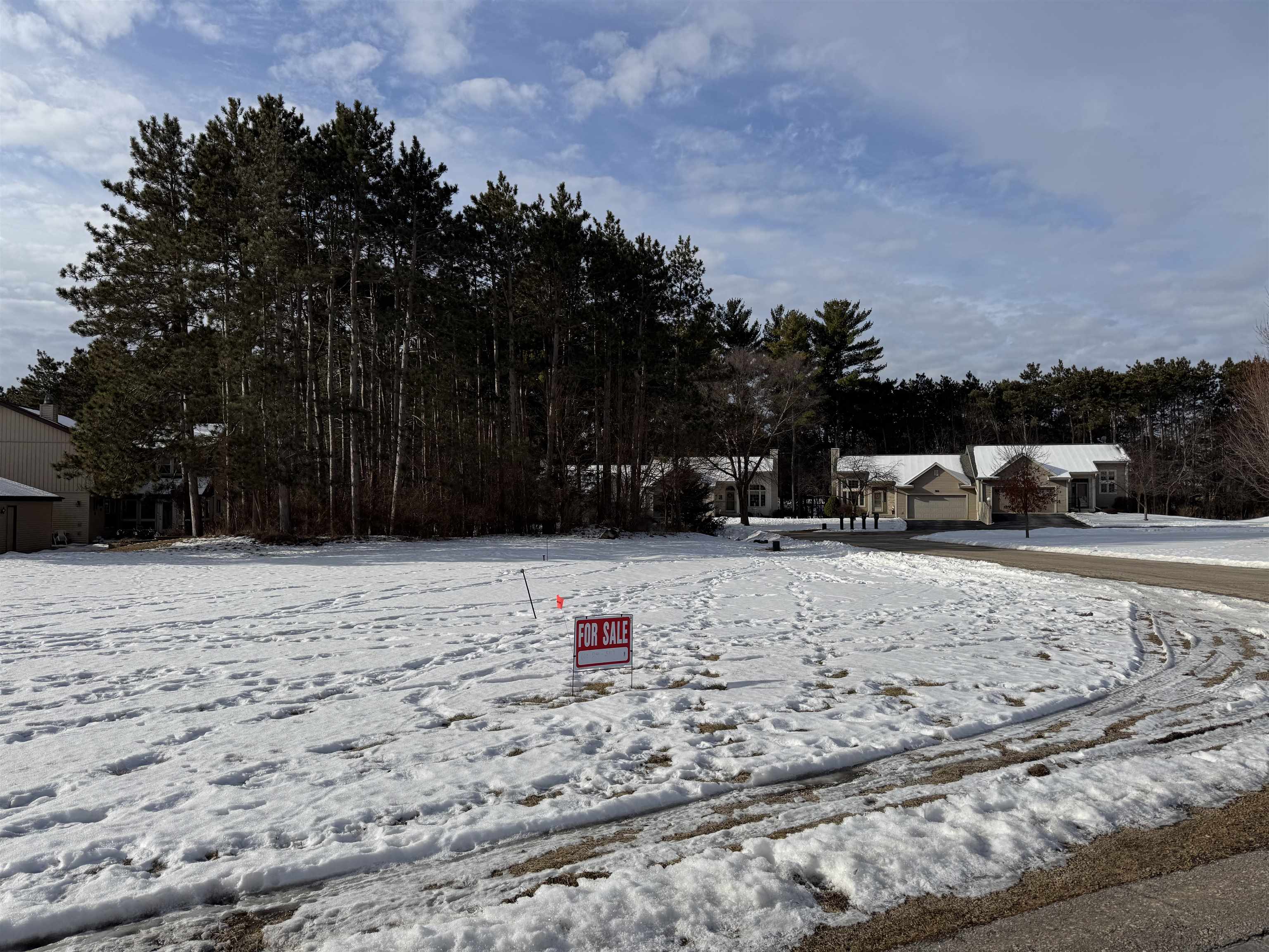315 Saddle Ridge Portage, WI 53901 - Photo 7 of 14