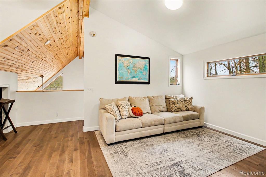 4375 Skinner Lake Road Lapeer, MI 48446 - Photo 17 of 30