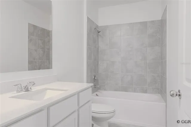 $2,500 | 5011 Worchester Drive, Kissimmee, FL 34746