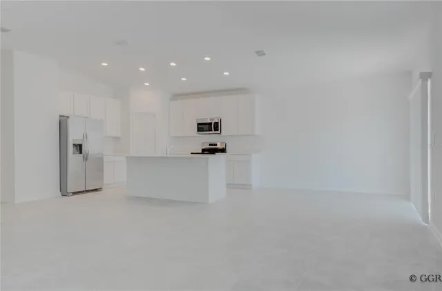 $2,500 | 5011 Worchester Drive, Kissimmee, FL 34746