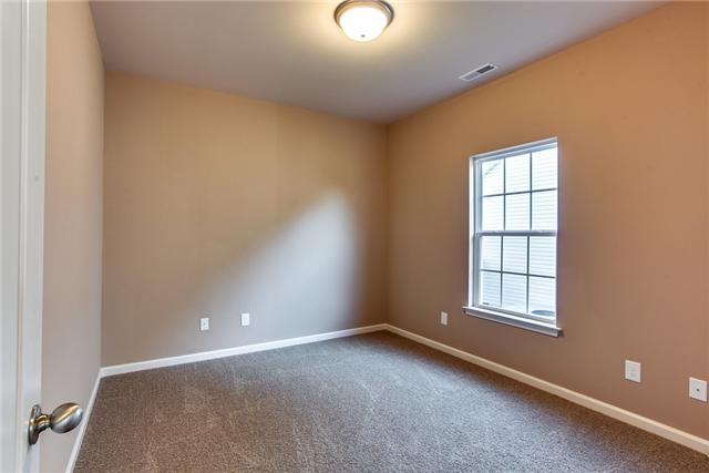 1091 Golf View Way Spring Hill, TN 37174 - Photo 13 of 20