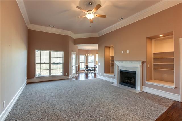 1091 Golf View Way Spring Hill, TN 37174 - Photo 3 of 20