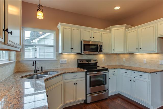 1091 Golf View Way Spring Hill, TN 37174 - Photo 8 of 20