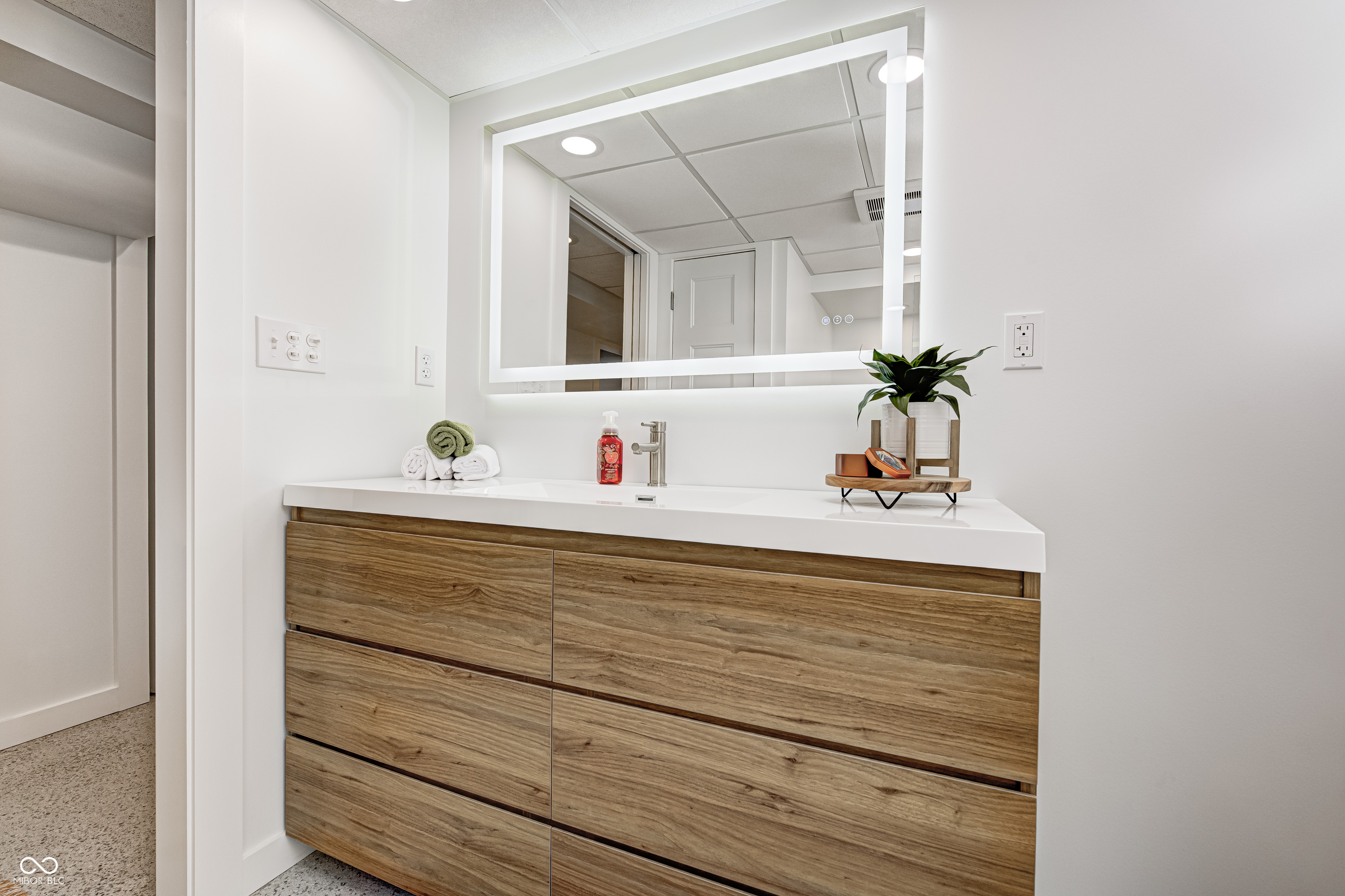 2310 Davis Road Indianapolis, IN 46239 - Photo 37 of 74 Gallery Image 37