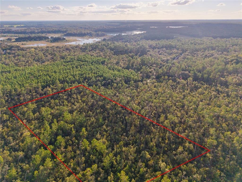 Nicatoon Retreat Umatilla, FL 32784 - Photo 15 of 26 a view of city and an ocean