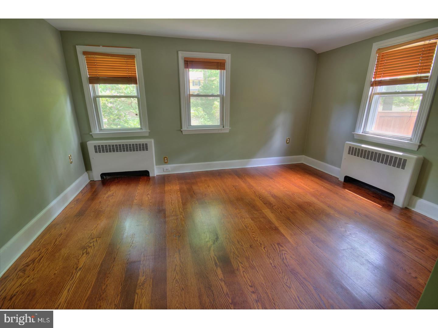 2030 Edge Hill Road Huntingdon Valley, PA 19006 - Photo 7 of 14 Gallery Image 7