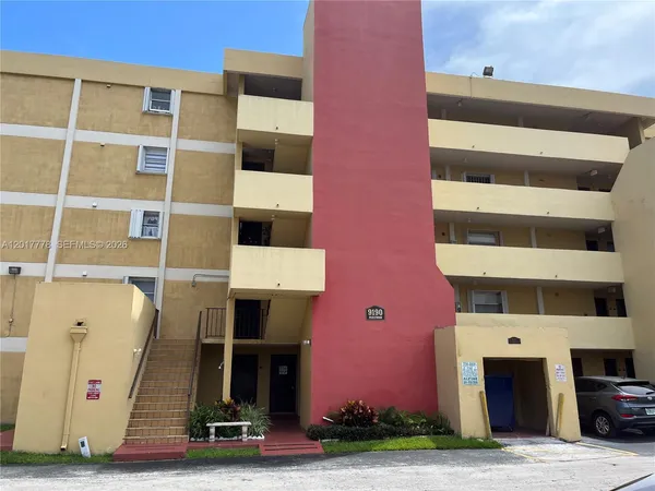 $248,000 | 9190 Fontainebleau Boulevard, Unit 202, Miami, FL 33172