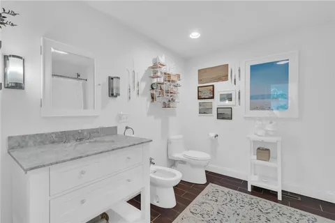 $999,000 | 21 2nd Street, Barrington, RI 02806