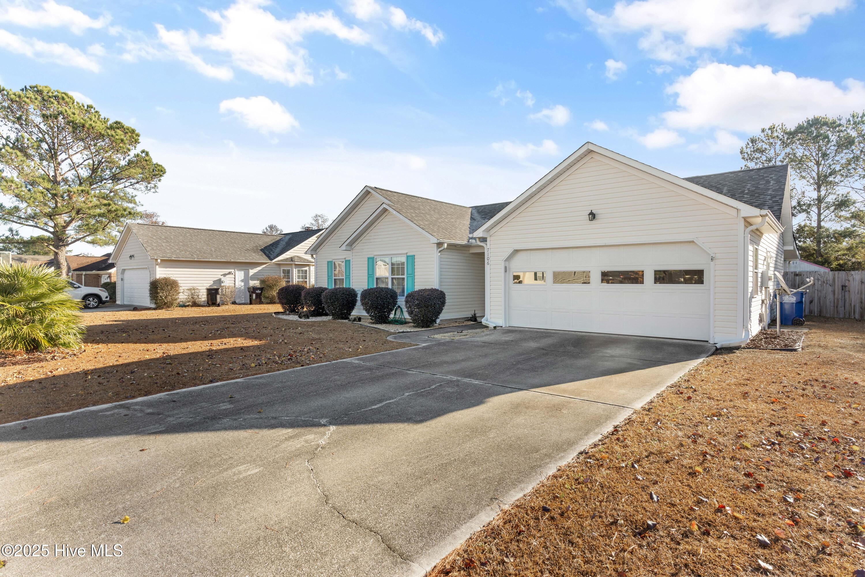 7106 Springer Road Wilmington, NC 28411 - Photo 2 of 36 02 Front elevation