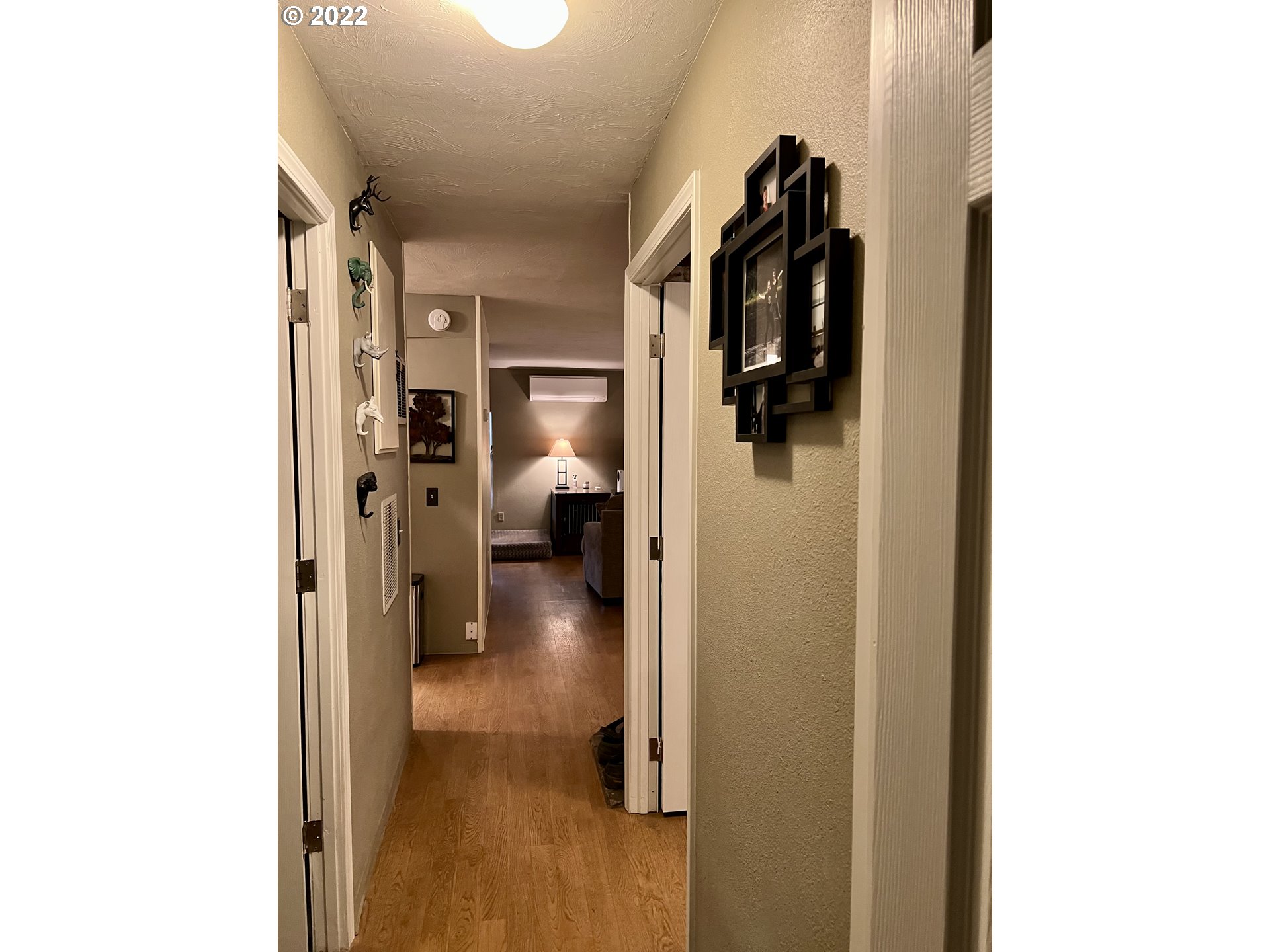 620 Highway 11 Pendleton, OR 97801 - Photo 17 of 26 a view of a hallway with bathroom and shower