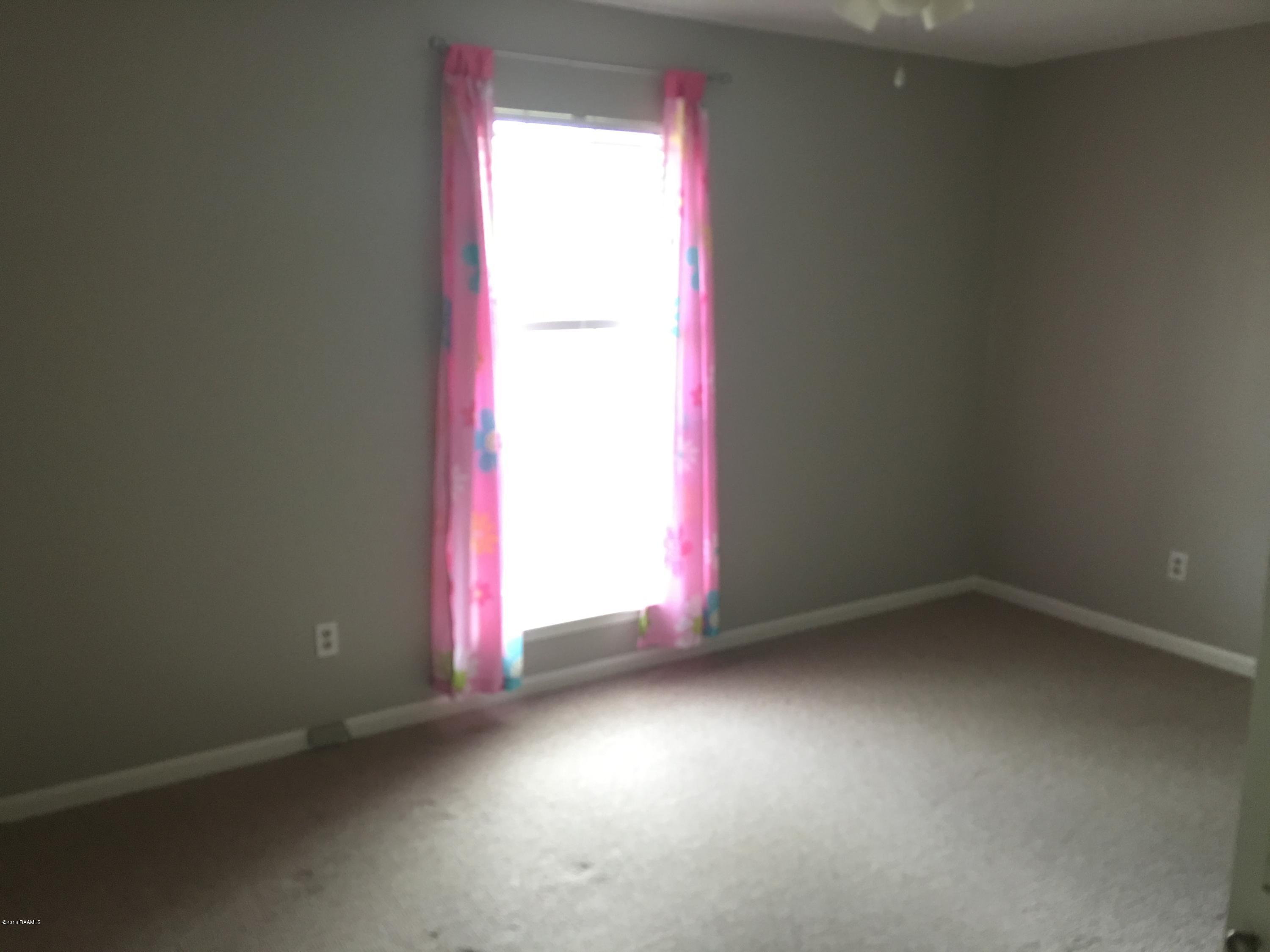 708 Rosedown Lane Lafayette, LA 70503 - Photo 18 of 18 Bedroom 3