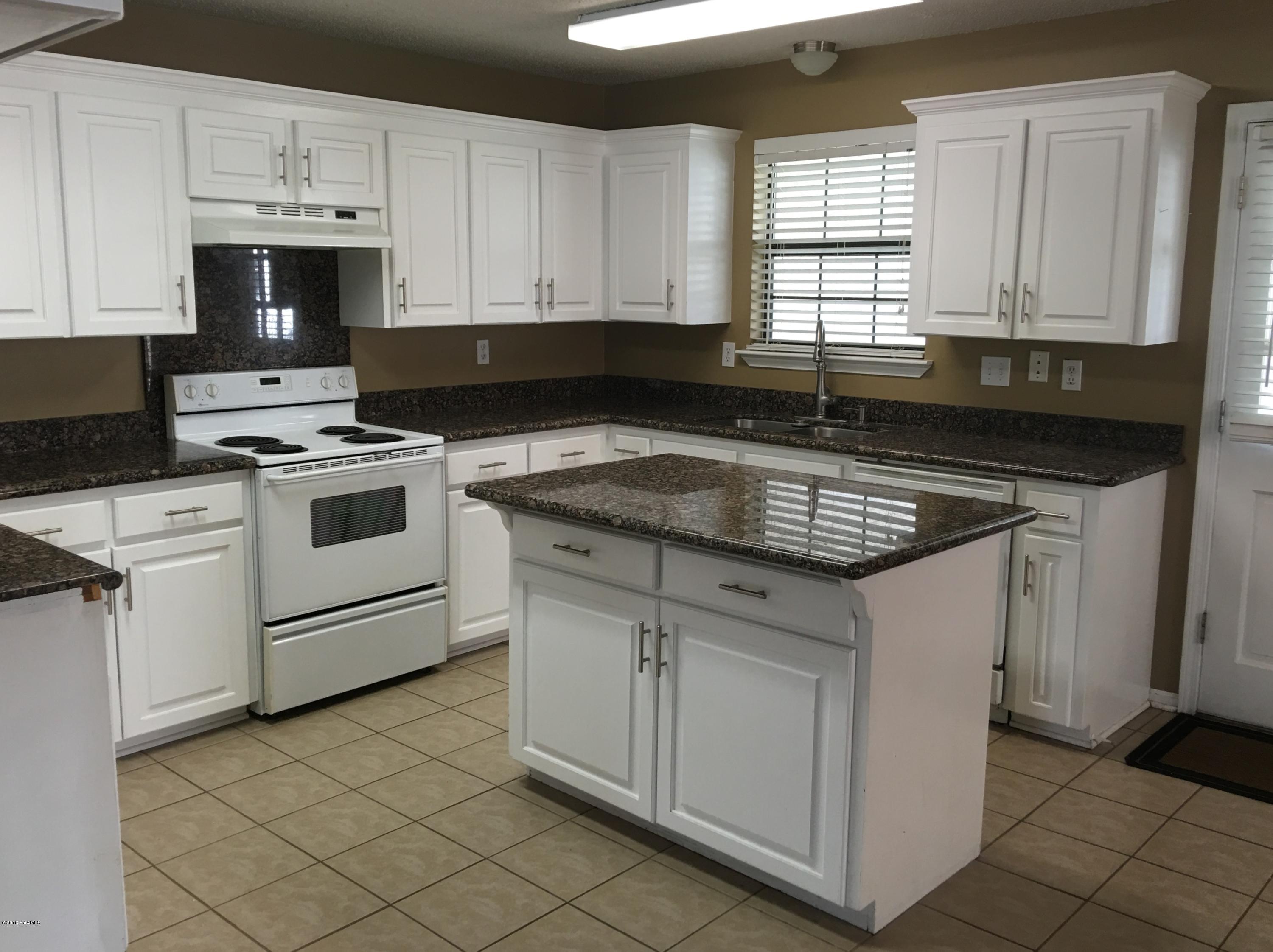 708 Rosedown Lane Lafayette, LA 70503 - Photo 6 of 18 Kichen
