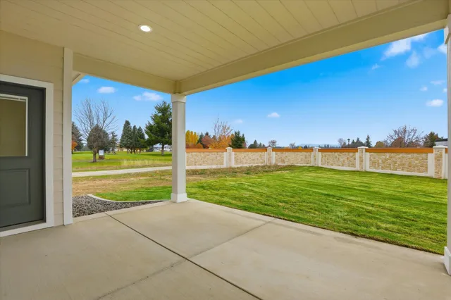 $505,850 | 19 North Country Club Drive, Unit 19, Deer Park, WA 99006