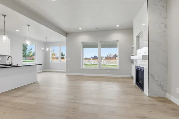 $505,850 | 19 North Country Club Drive, Unit 19, Deer Park, WA 99006