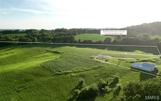 $1,097,250 | 79 Unincorporated Mo 63353, Louisiana, MO 63353