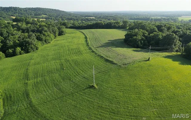 $1,097,250 | 79 Unincorporated Mo 63353, Louisiana, MO 63353