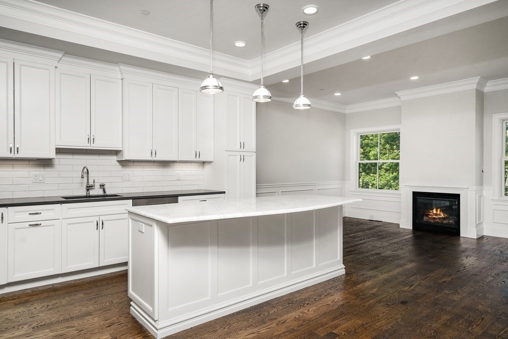 43 Addington Road, Unit U1 Brookline, MA 02445 - Photo 3 of 36
