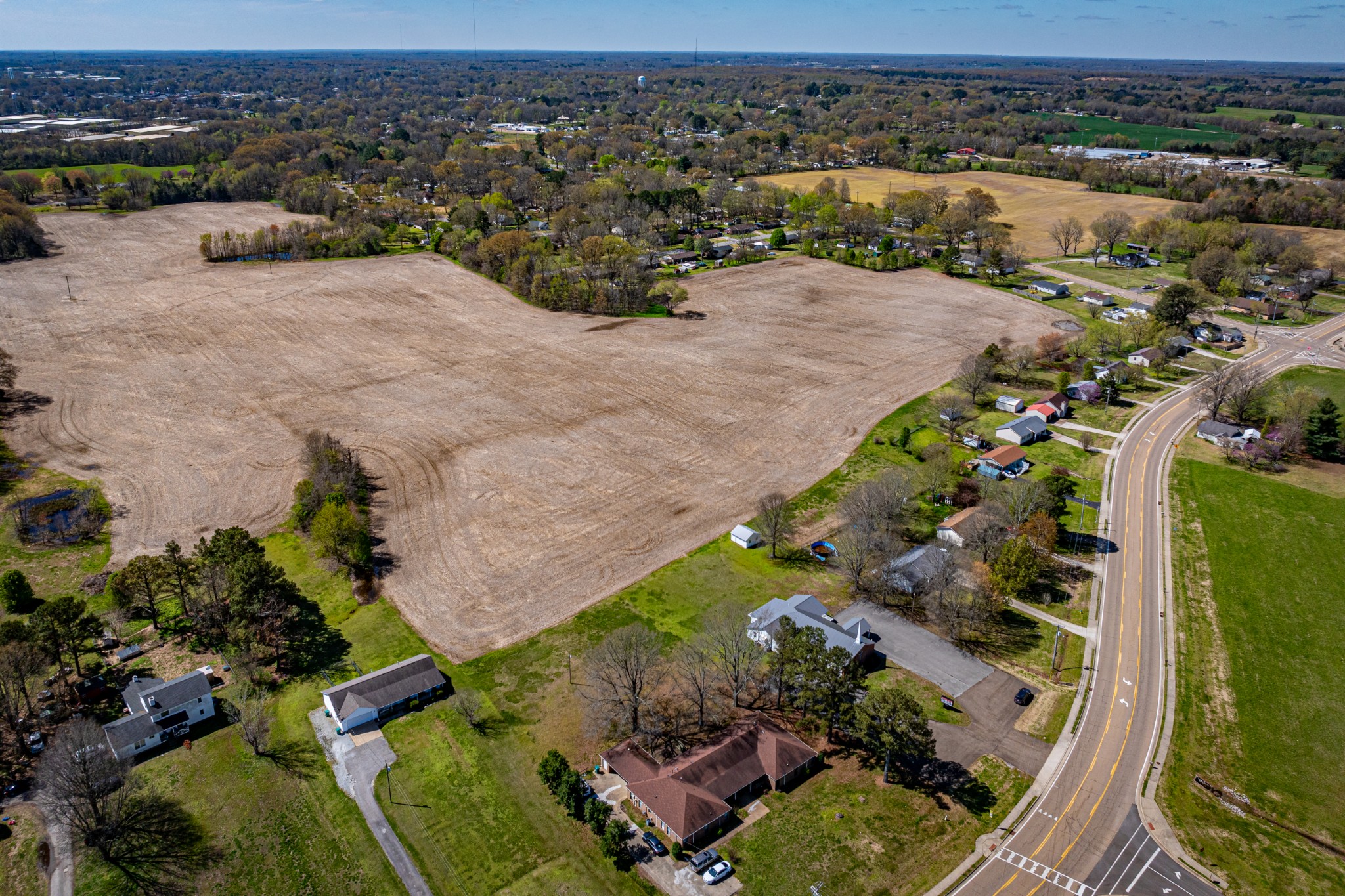 0 Middle Road Milan, TN 38358 - Photo 4 of 10 Gallery Image 4