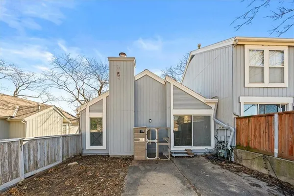 $235,000 | 12212 West 79th Terrace, Lenexa, KS 66215