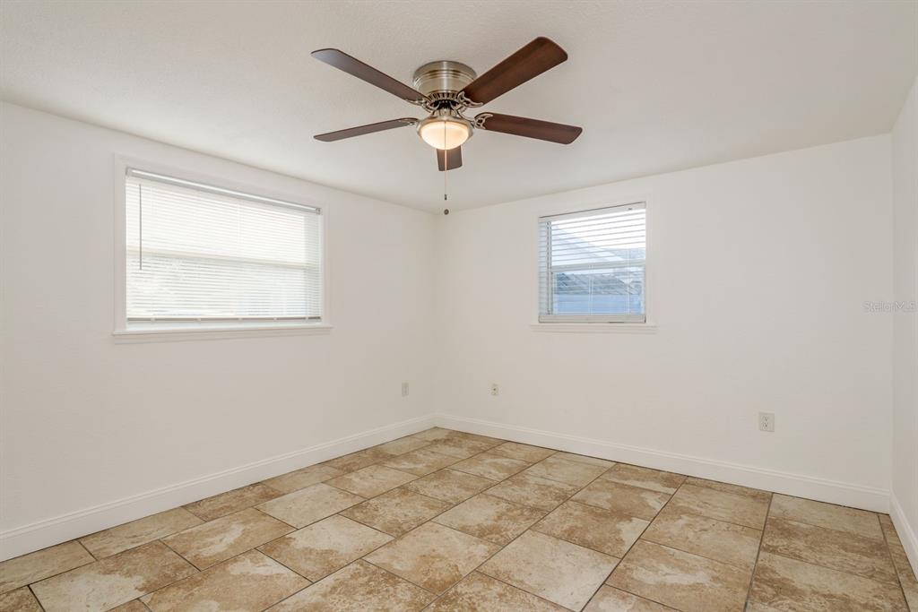4233 Belle Isle Court New Port Richey, FL 34653 - Photo 18 of 28