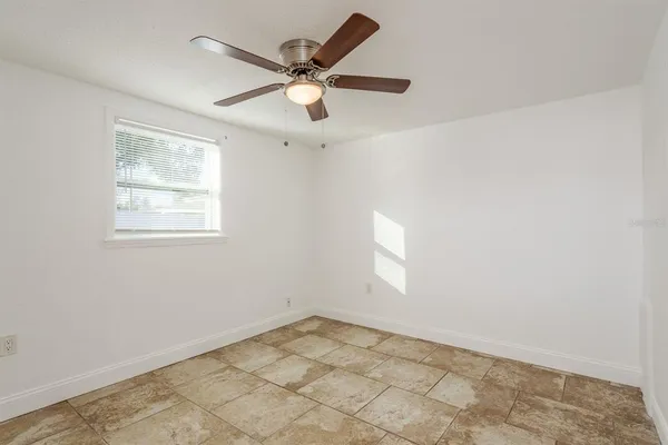 $2,000 | 4233 Belle Isle Court, New Port Richey, FL 34653