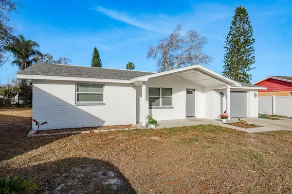 $2,000 | 4233 Belle Isle Court, New Port Richey, FL 34653