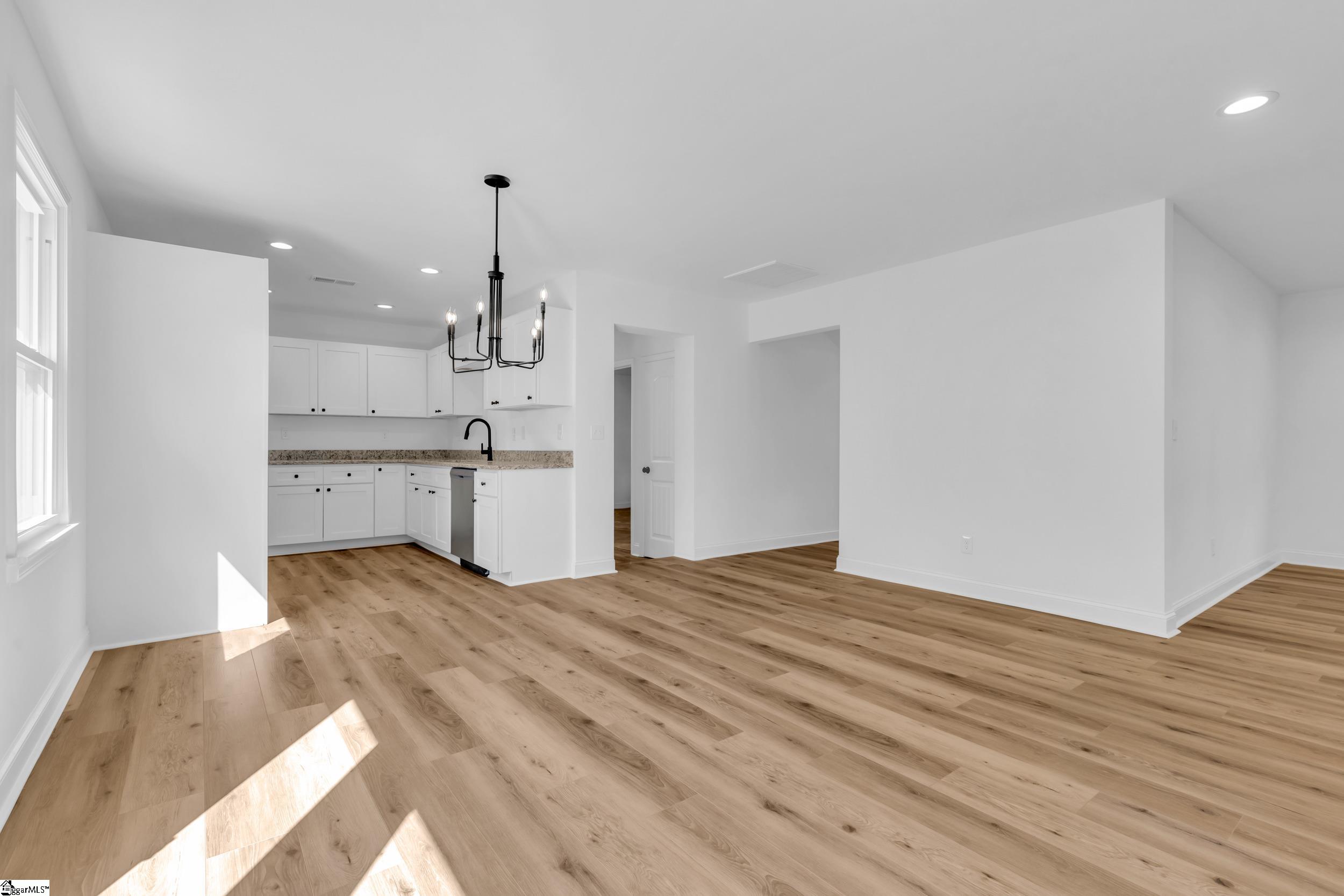 2 Melbourne Lane Greenville, SC 29615 - Photo 13 of 47